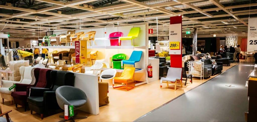 Ikea builds up its online sales systems