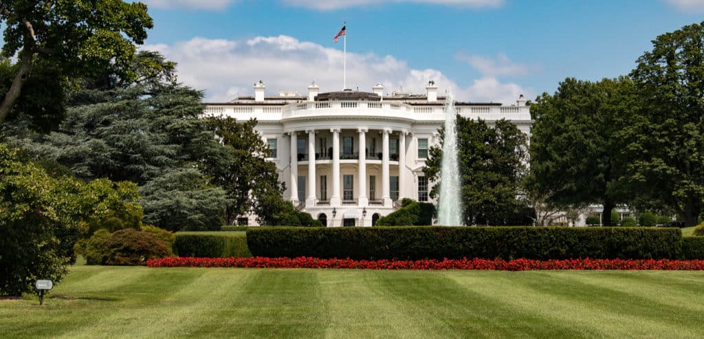Now you can follow the White House on Snapchat