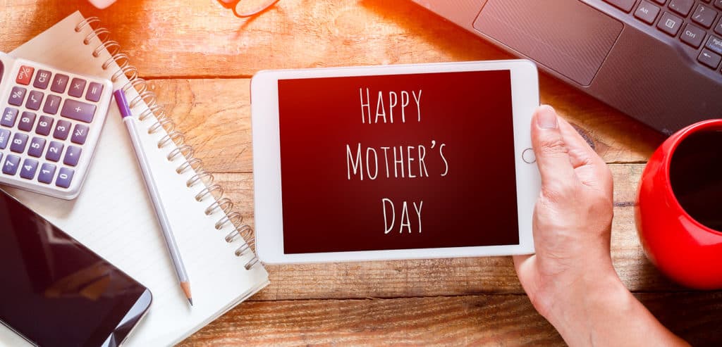 More shoppers go online to buy Mother's Day gifts