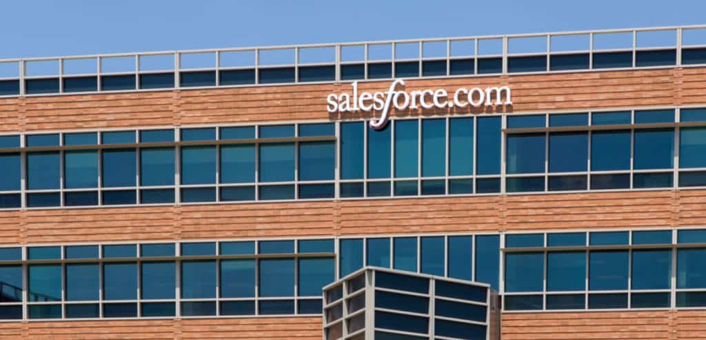 Salesforce.com heads further into e-commerce