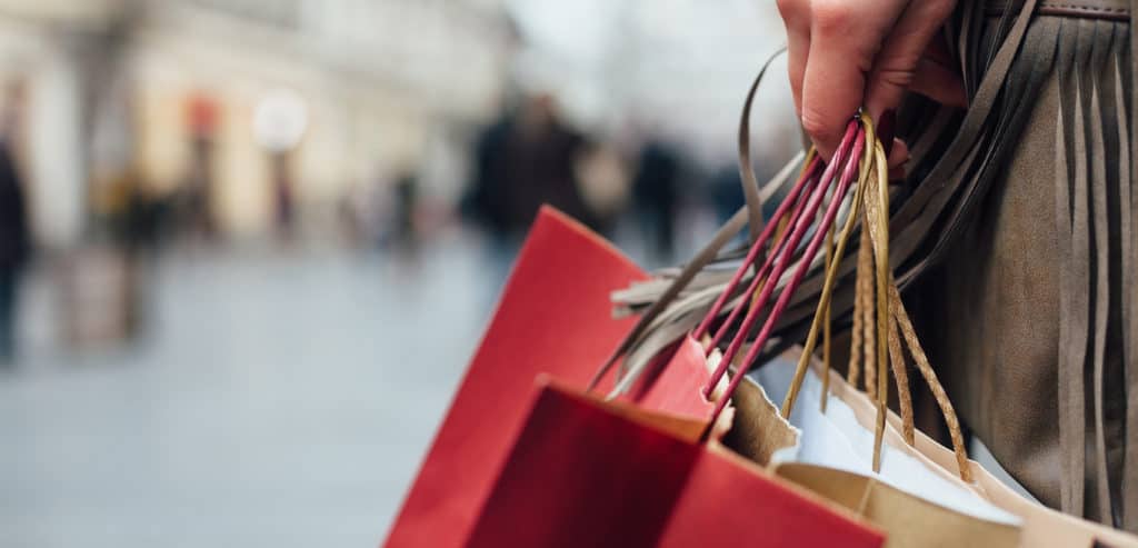 Mall operators buy teen clothing chain Aeropostale