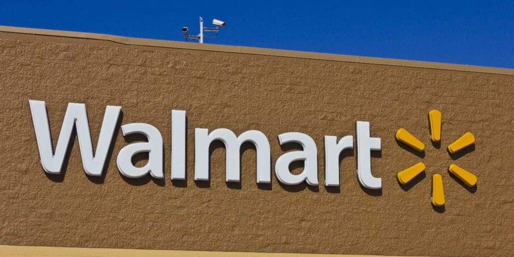Wal-Mart adds drug refills to its mobile app