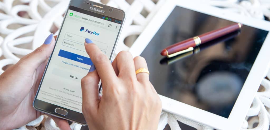 PayPal transactions on smartphones and tablets surge 51% in Q1