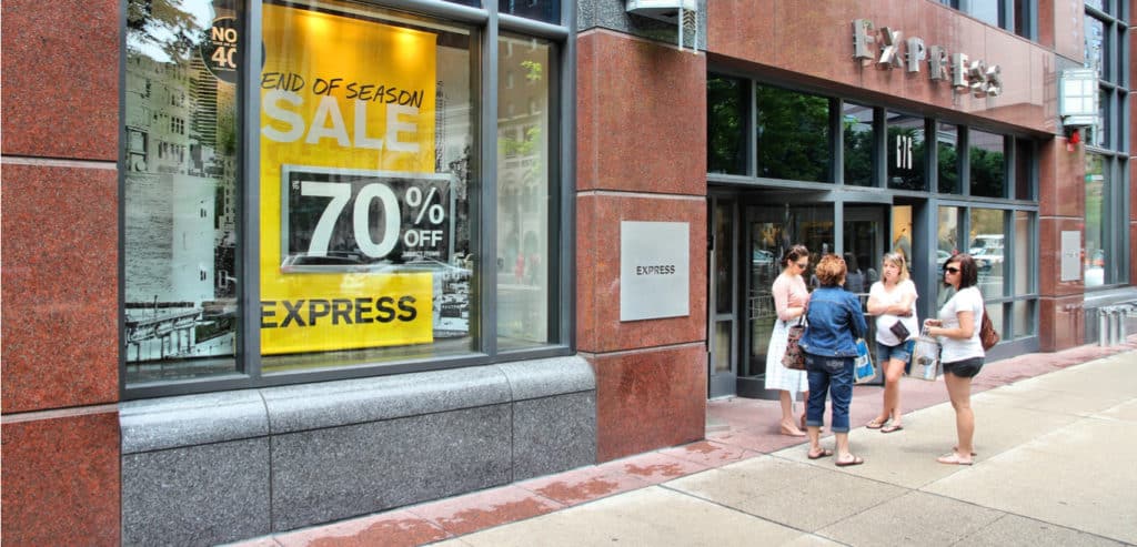 Express posts a 27% gain in e-commerce sales in Q1