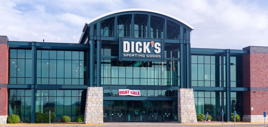 Web is up, stores are not, in Q2 at Dick’s Sporting Goods