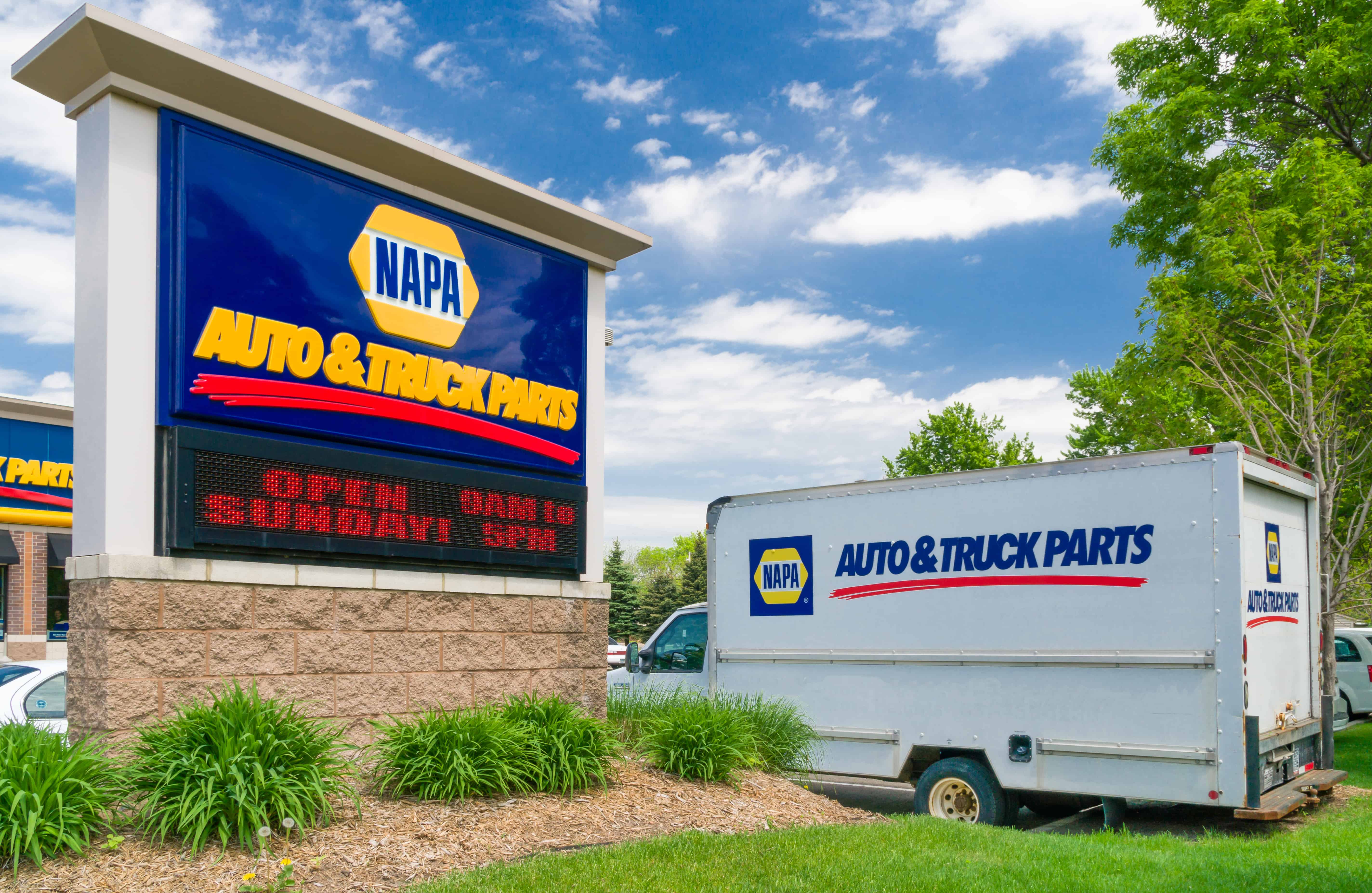 First-quarter online sales surge 49% at Genuine Parts Co.