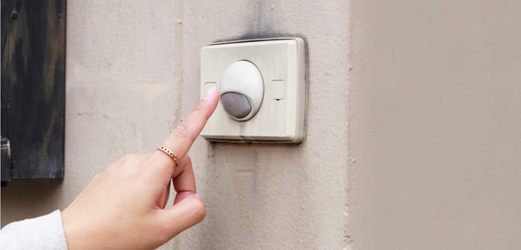 Amazon to buy smart-doorbell startup Ring