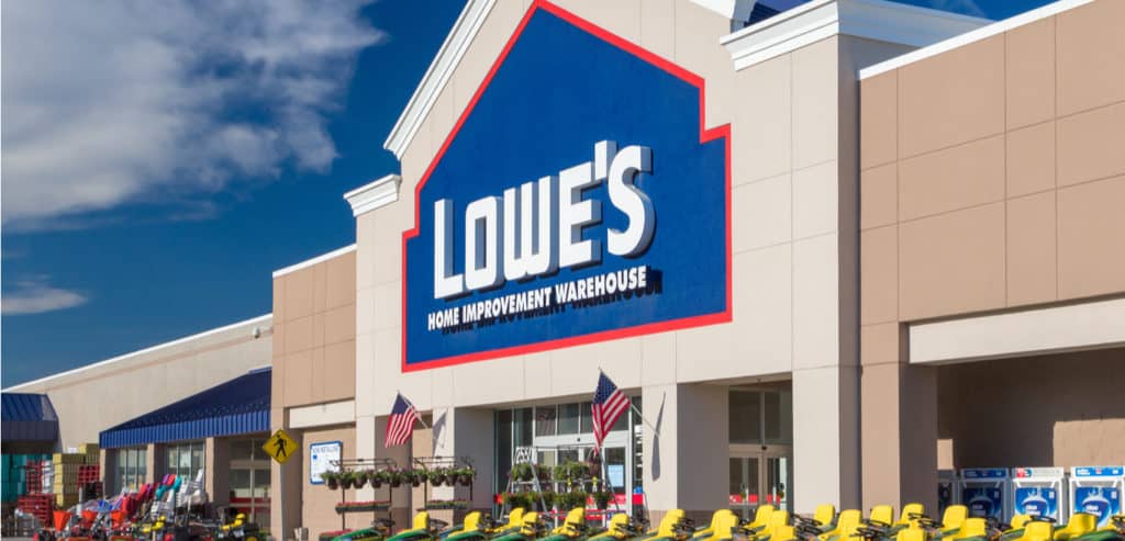 Lowe's closes Orchard Supply as it increases sales in Q2