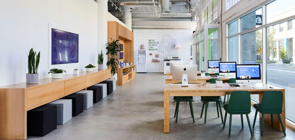 Need e-commerce help? The Shopify platform opens a shop in Los Angeles