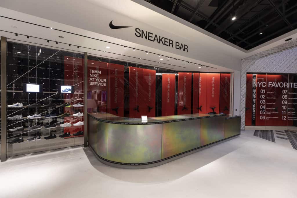 Nike shop Kalverstraat confettireclame.nl  Space design, Sports office,  Experience design