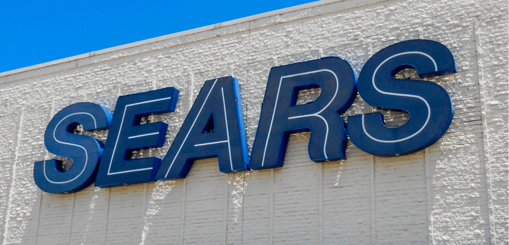 Lampert wins bankruptcy auction for Sears to keep it in business