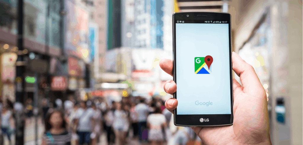 Google Maps cashes in on ads