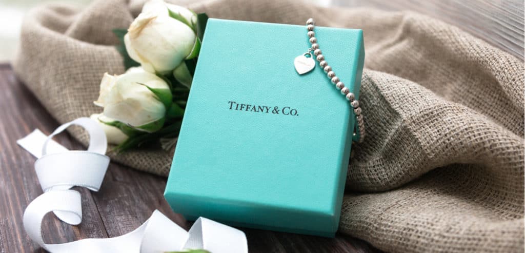 Louis Vuitton owner offers $14.5 billion for Tiffany & Co.
