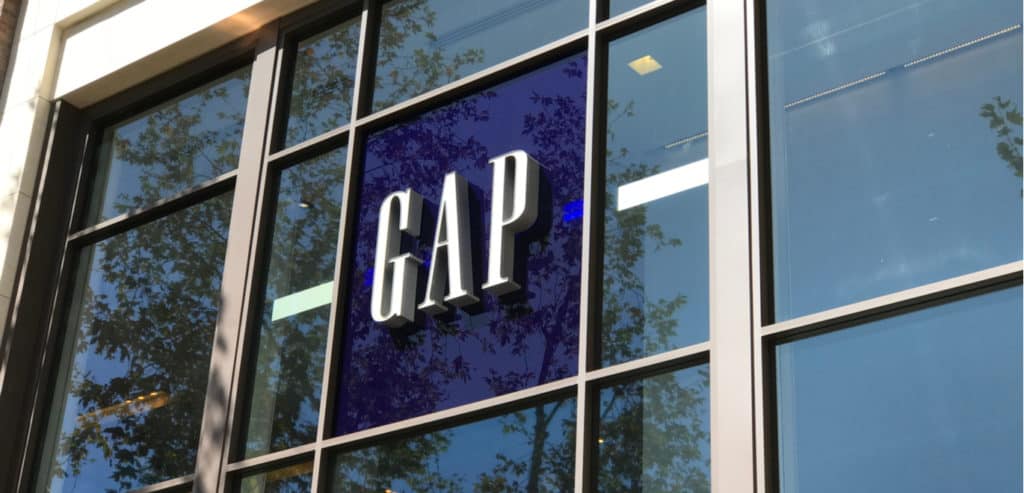 Gap seeks $2 billion from junk bond sale to shore up liquidity