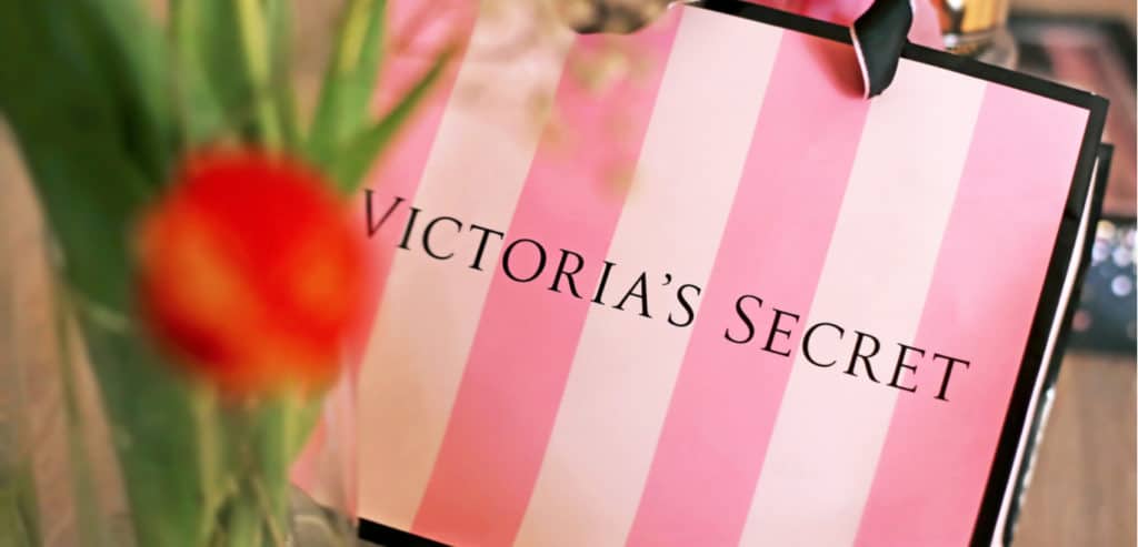 Card firm for Victoria’s Secret, J. Crew abandons guidance