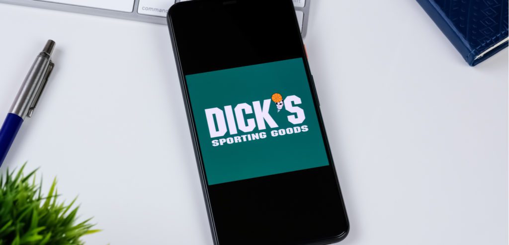 Dick's teams with Instacart for same-day delivery at 150 stores