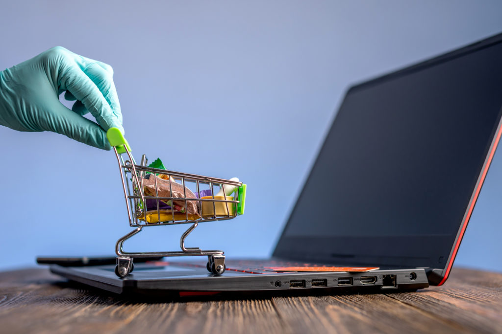 Pandemic causes US ecommerce to surge north of 32% in Q4