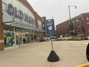 old navy _curbside