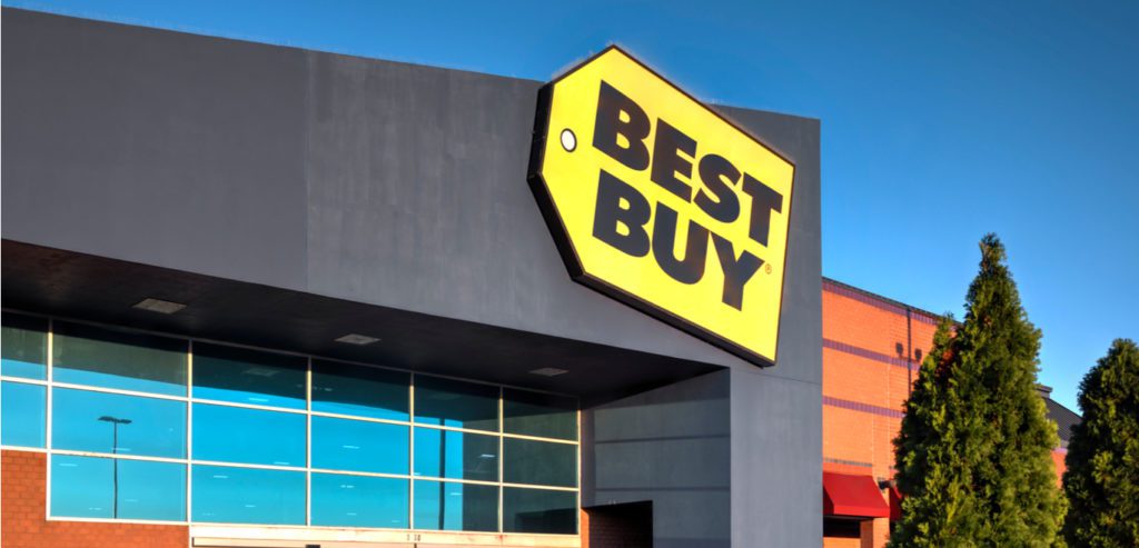 Compared with a year ago, Best Buy's US online sales dip 10.1% in Q3