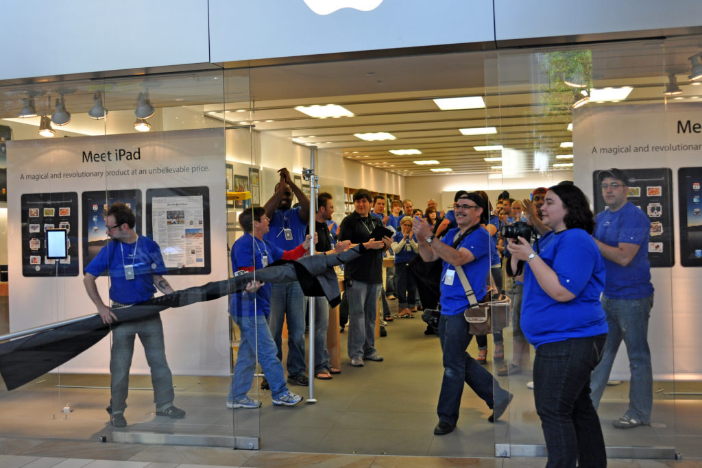 Store workers in Maryland become first Apple union in US