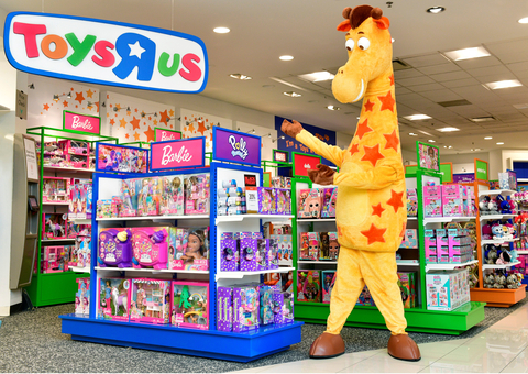 Toys R Us is opening shops in all Macy's stores