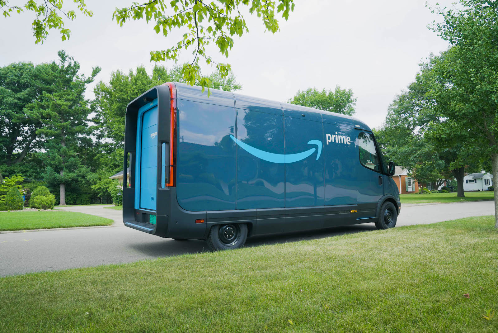 Amazon Prime begins deliveries with Rivan’s electric vans