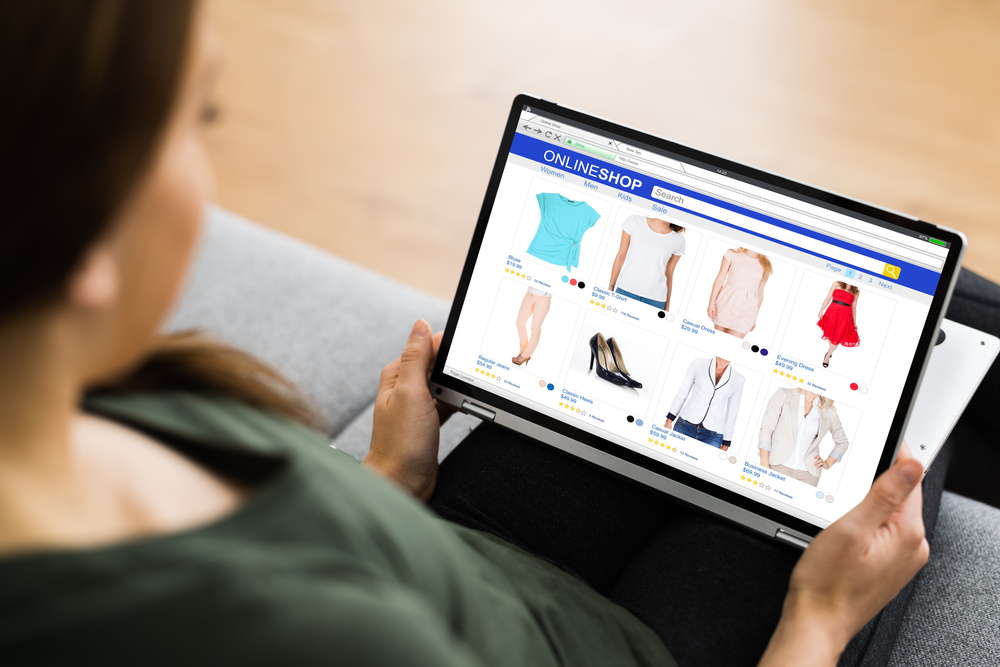 online apparel in 2021 and 2022