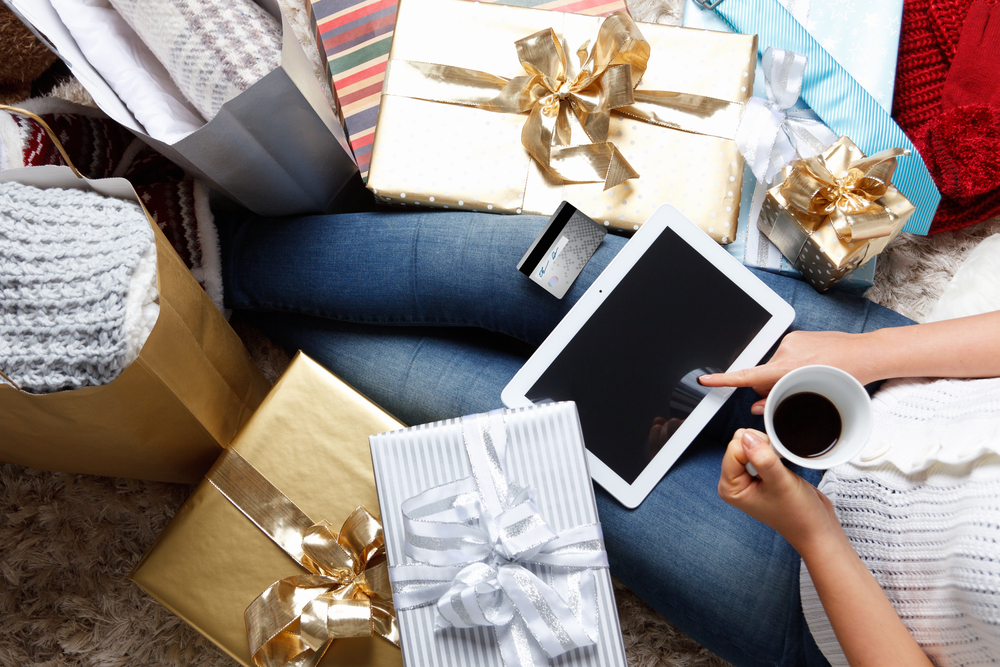 Holiday season web traffic to Top 1000 retailers drops 3.8% in 2022