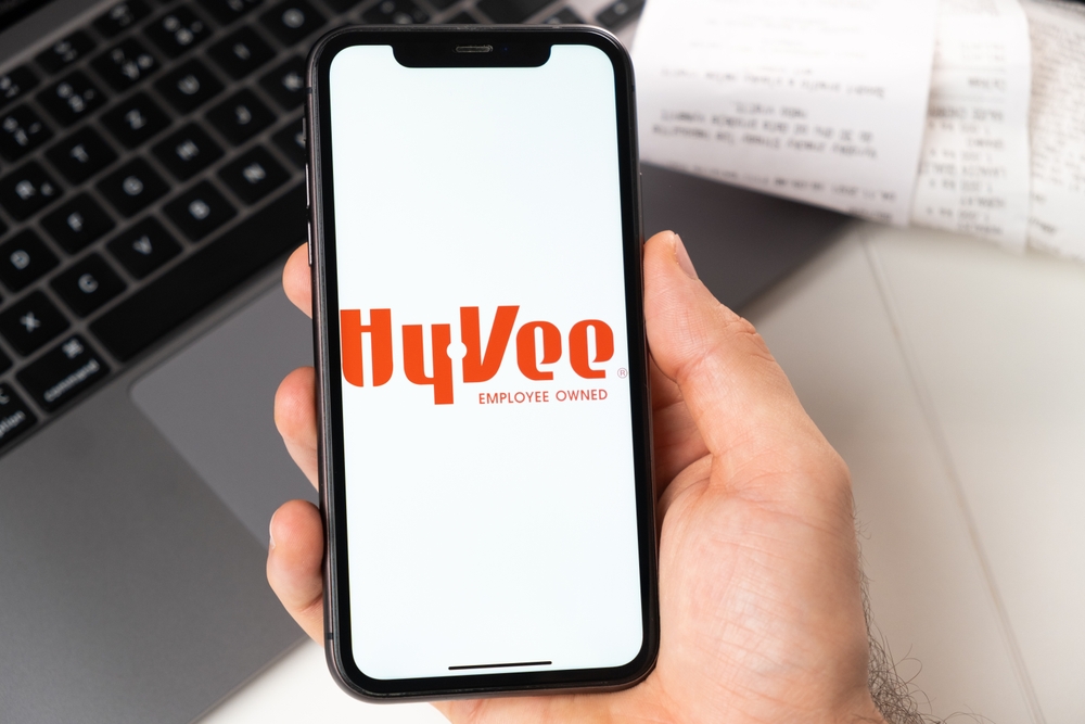 Hy-Vee adds Instacart same-day