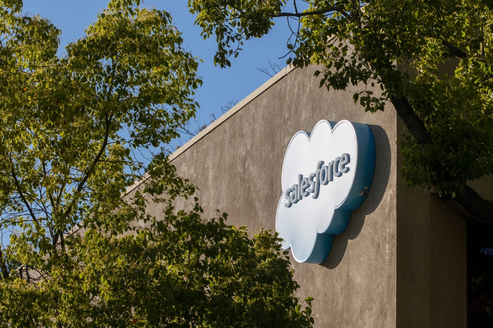 In addition to using AI to improve ecommerce for both B2B buyers and sellers, the cloud-based business software company is providing new support for high-volume orders and integrated shipping, tax and checkout services.