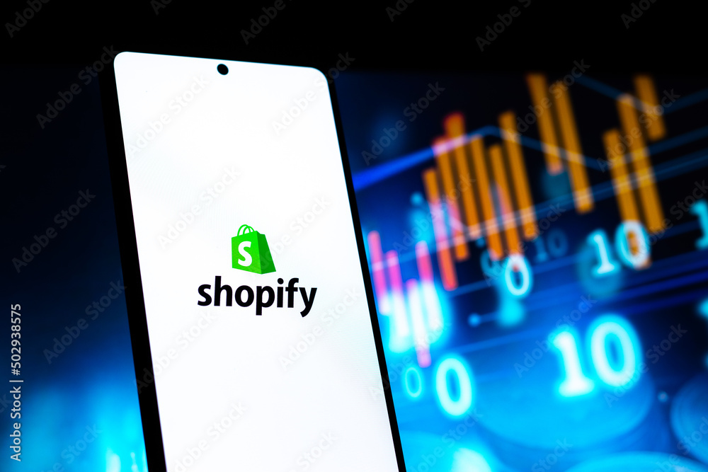 For online merchants, Shopify launces a financial tool set