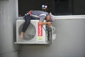 blog-mike-mayer_hvac-technician-2