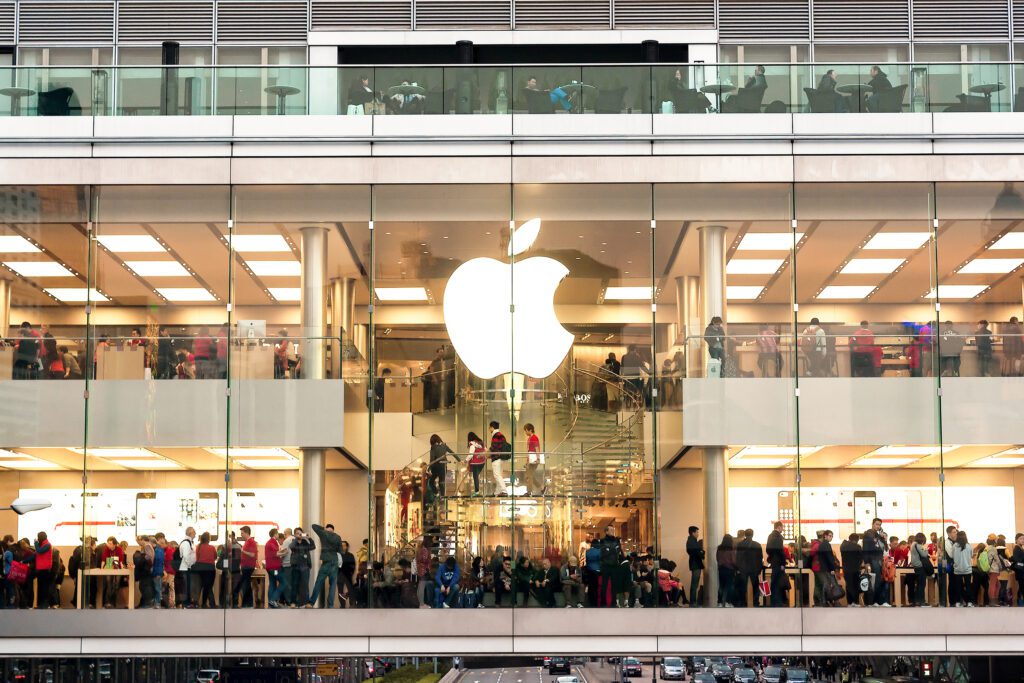 Ecommerce earnings, Apple. Apple saw a new revenue milestone in September, while VF Corporation and 1-800-Flowers.com showed declines in ecommerce earnings results.