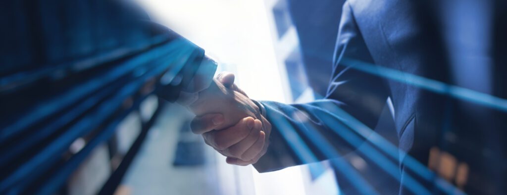 A study surveyed 300 buyers and highlighted the growing dominance of omnichannel ecommerce experiences in the B2B sector.