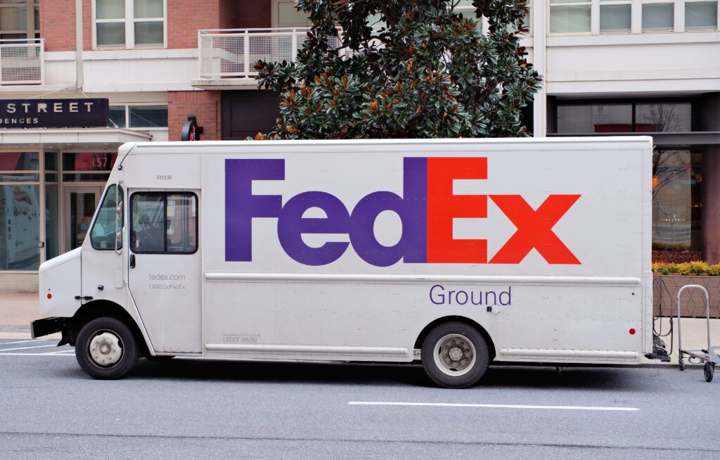 Holiday shipping deadlines for carriers, FedEx | Image credit: Neal - Adobe Stock