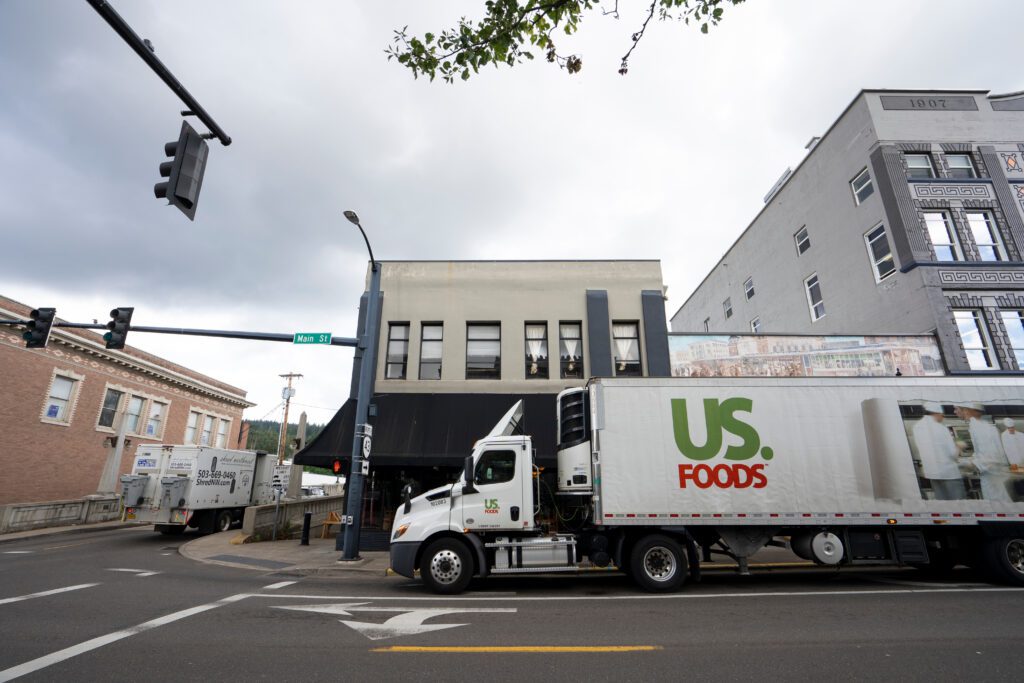 US Foods said decided to end merger discussions with Performance Food Group (PFG) and terminate an information-sharing process. | Image credit: Tada Images - Adobe Stock