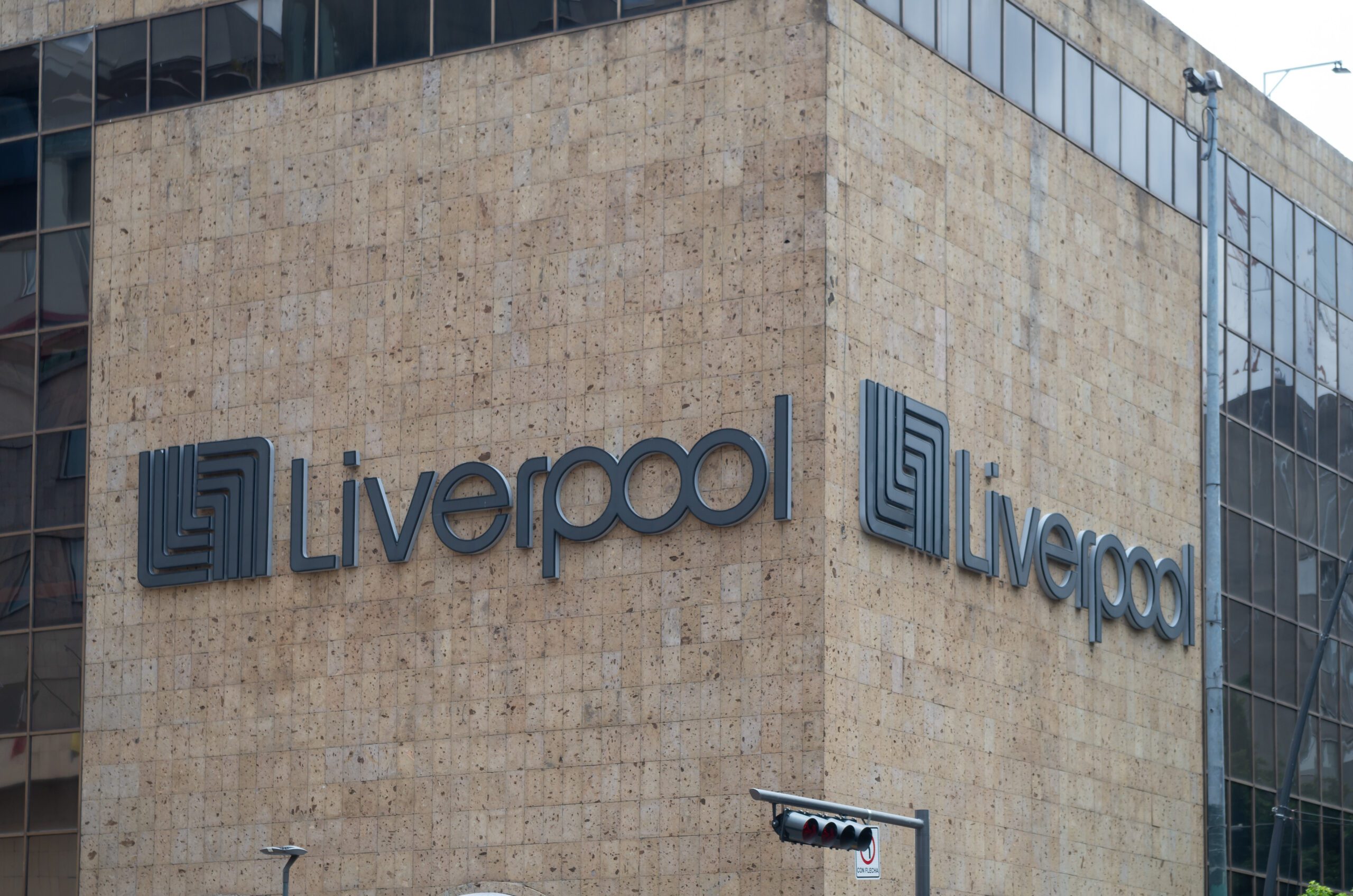 Mexico’s Liverpool department store deploys agentic AI shopping experience