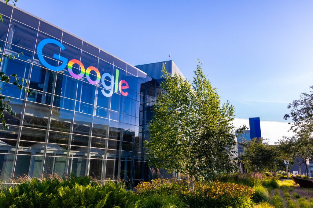 Ecommerce earnings, Alphabet and Google | Image credit: Sundry Photography - Adobe Stock
