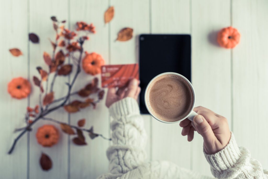 Thanksgiving ecommerce sales 2025 | Image credit: flowertiare - Adobe Stock