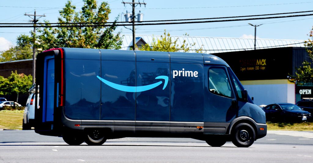 Amazon is expanding one-hour and three-hour delivery options across the U.S., raising expectations for speed across B2B fulfillment. | Image credit: Refrina - Adobe Stock