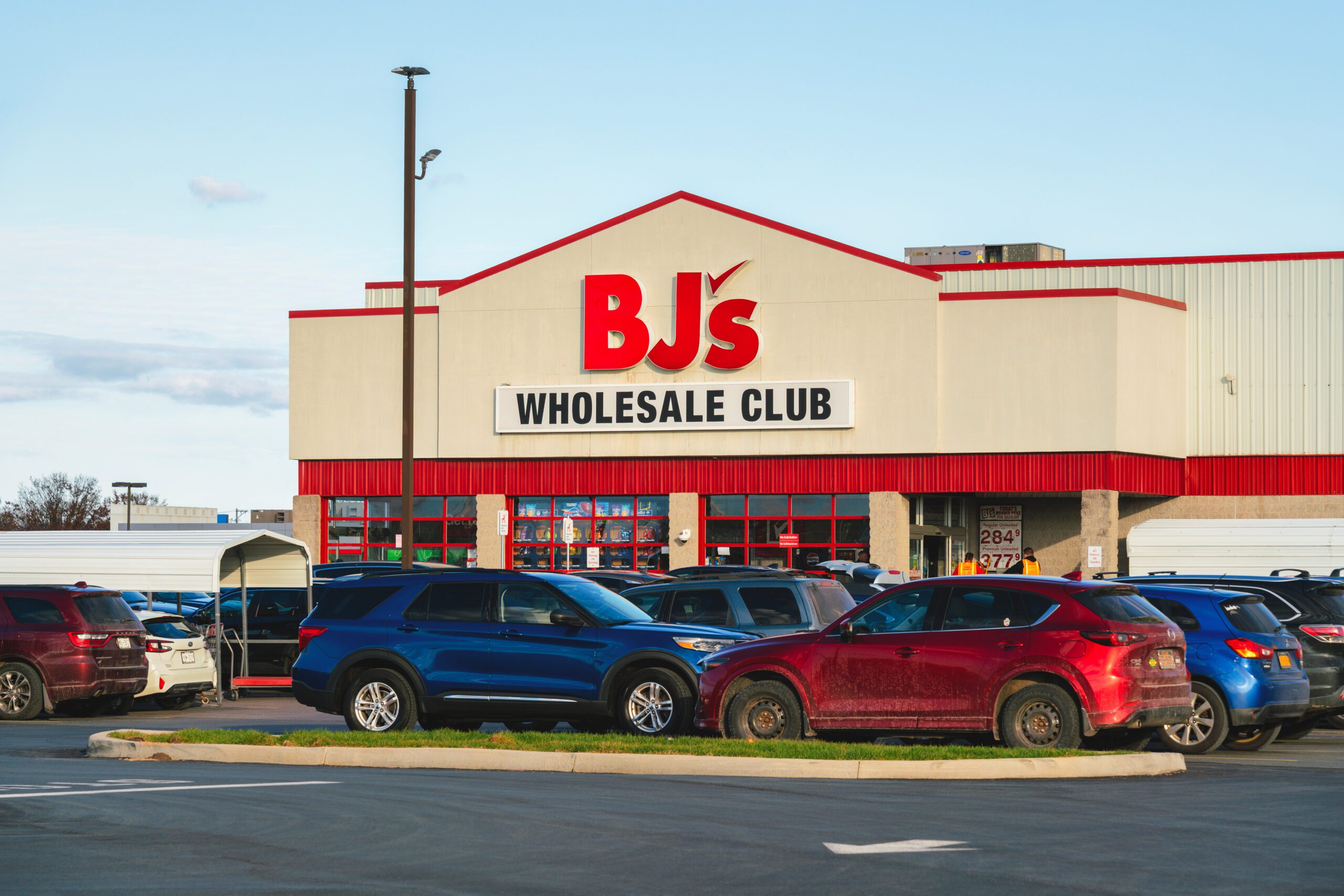 Ecommerce earnings recap: What you missed from BJ’s Wholesale, Gap and more