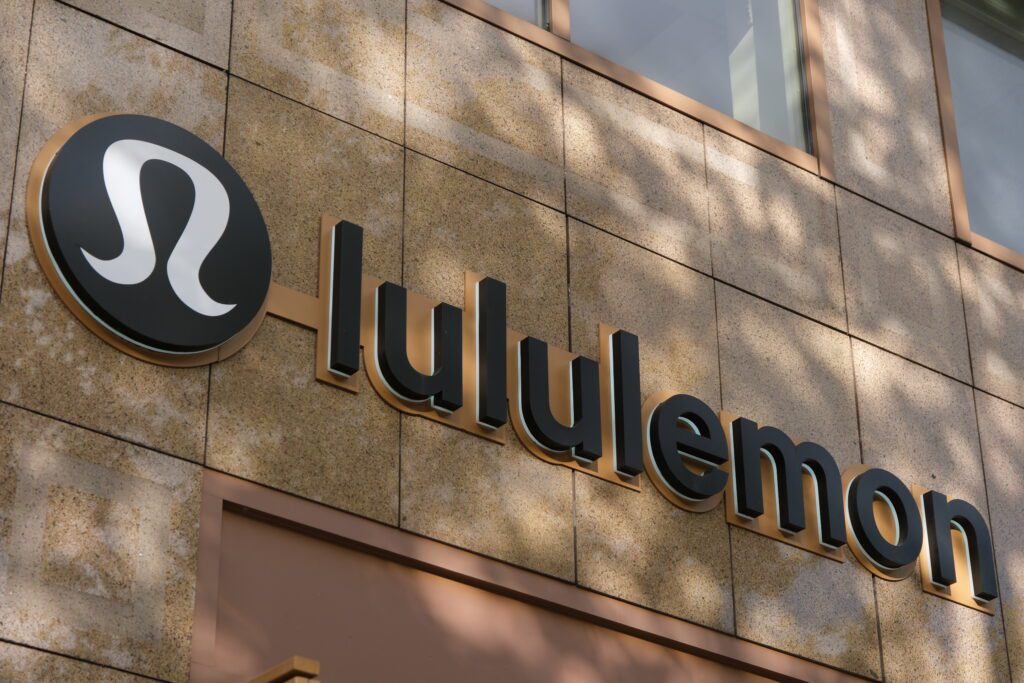 Lululemon ecommerce and earnings results | Image credit: Robert - Adobe Stock