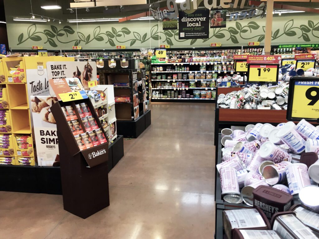 Kroger is getting into the flash-food business, expanding its partnership with surplus grocery app Flashfood. | Image credit: billtster - Adobe Stock
