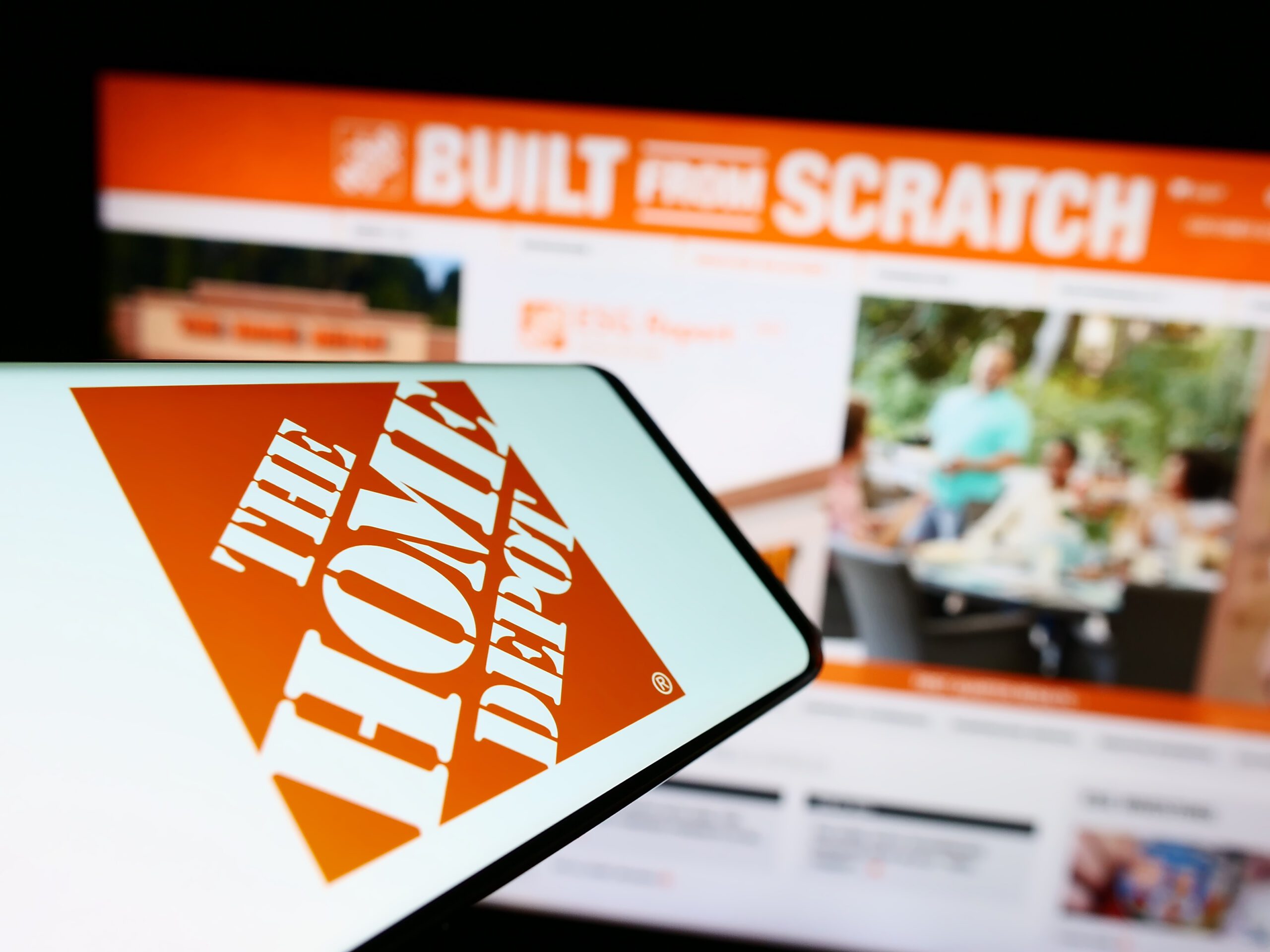 Home Depot online sales increase twice as fast as total sales in Q1