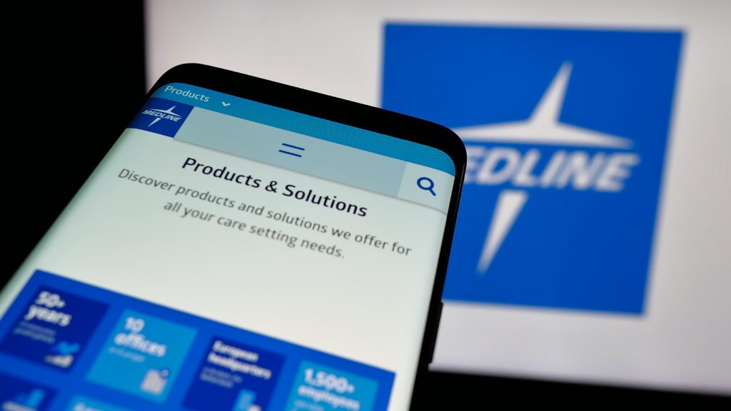Medline Canada expansion of Prime vendor model | Image credit: Timon - Adobe Stock