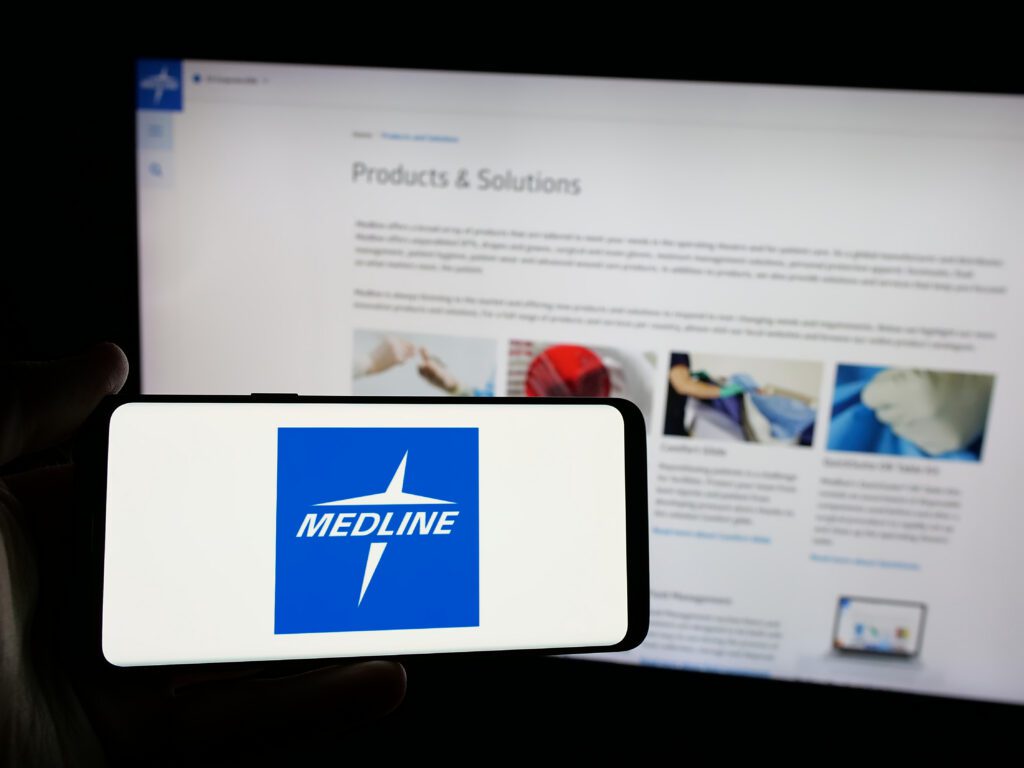 Medline earnings | Image credit: Timon - Adobe Stock