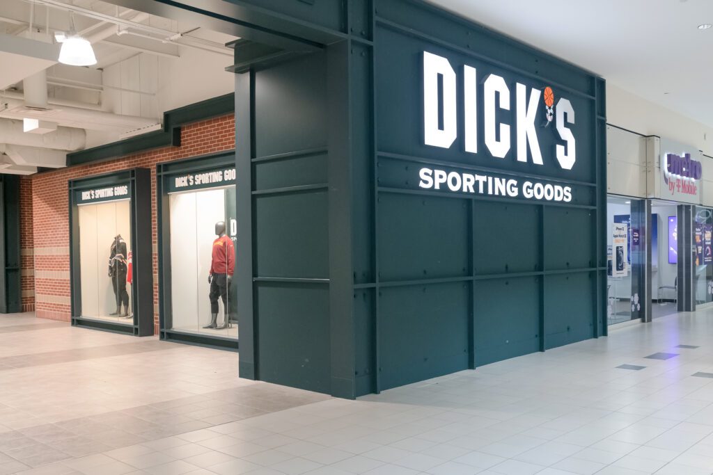 Dick's Sporting Goods loyalty program | Image credit: kosoff - Adobe Stock