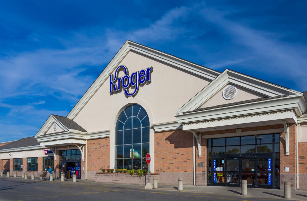 Kroger rolls out Mastercard for rewards program | Image credit: wolterke - Adobe Stock